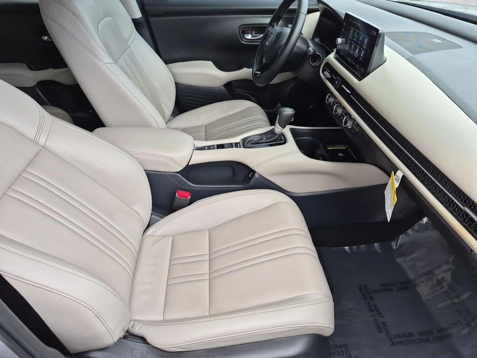 Used 2025 Silver Honda EX-L image 20
