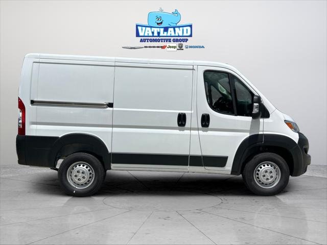 New 2026 Bright White Clear-Coat Exterior Paint RAM Tradesman image 7
