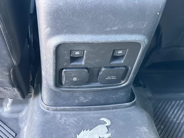 Used 2022  Ford Outer Banks image 16