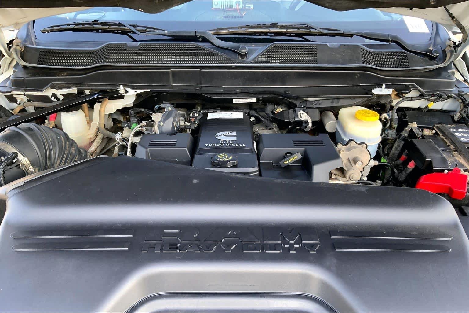 Certified Used 2022 Bright White Clearcoat Ram Tradesman image 28