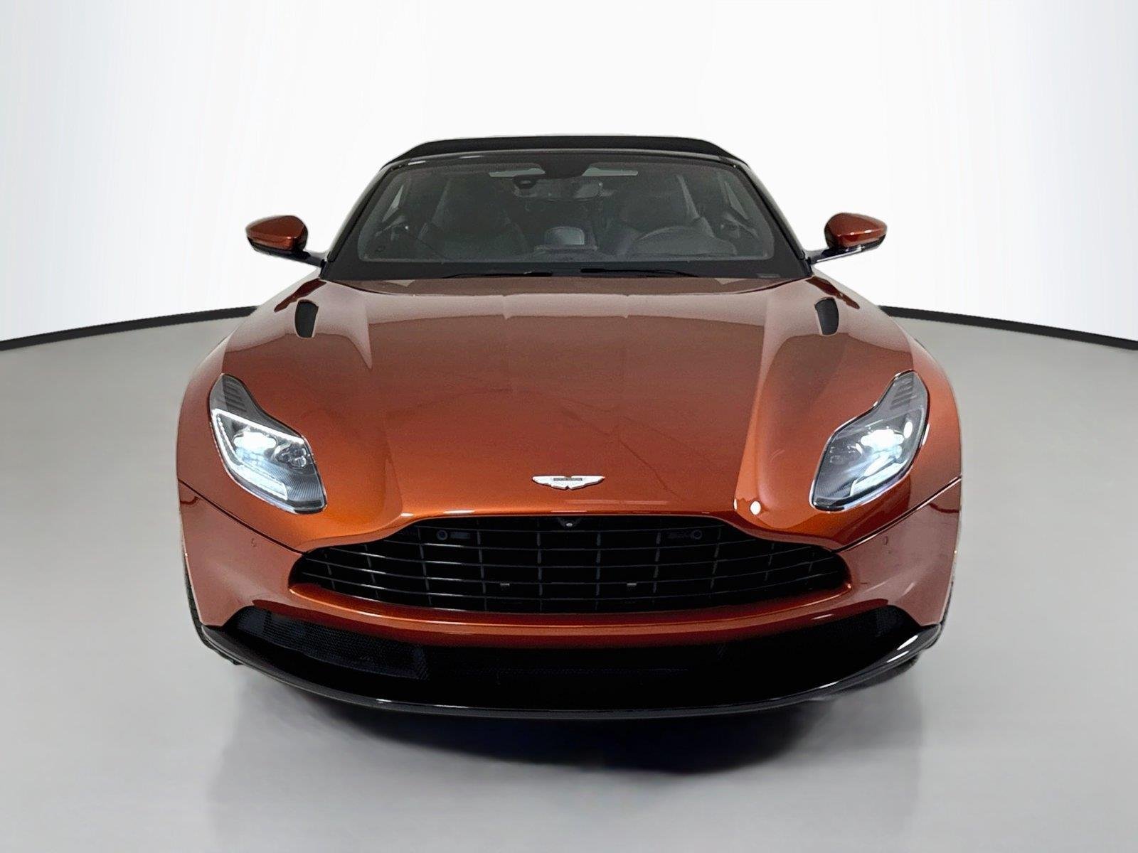 Used 2019 Cinnabar Orange Aston Martin Volante image 51