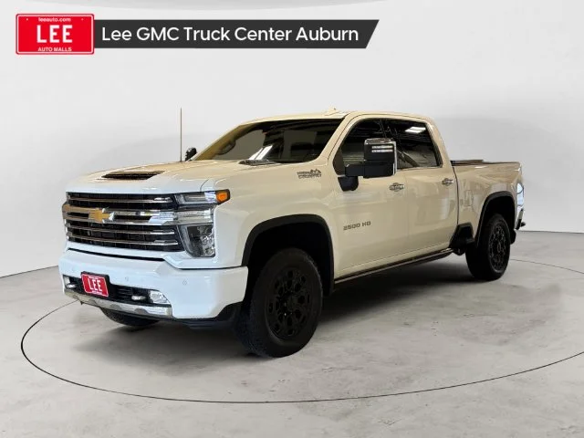 Used 2022 White Chevrolet High Country image 1
