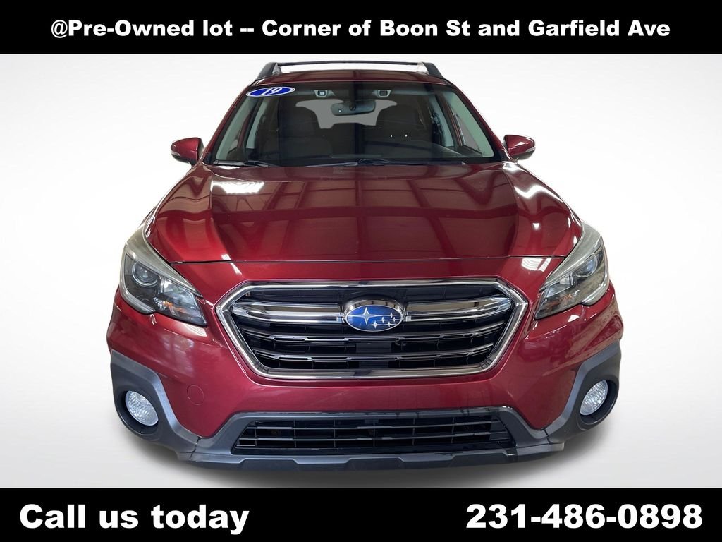 Used 2019 Red Subaru 2.5i Premium image 8