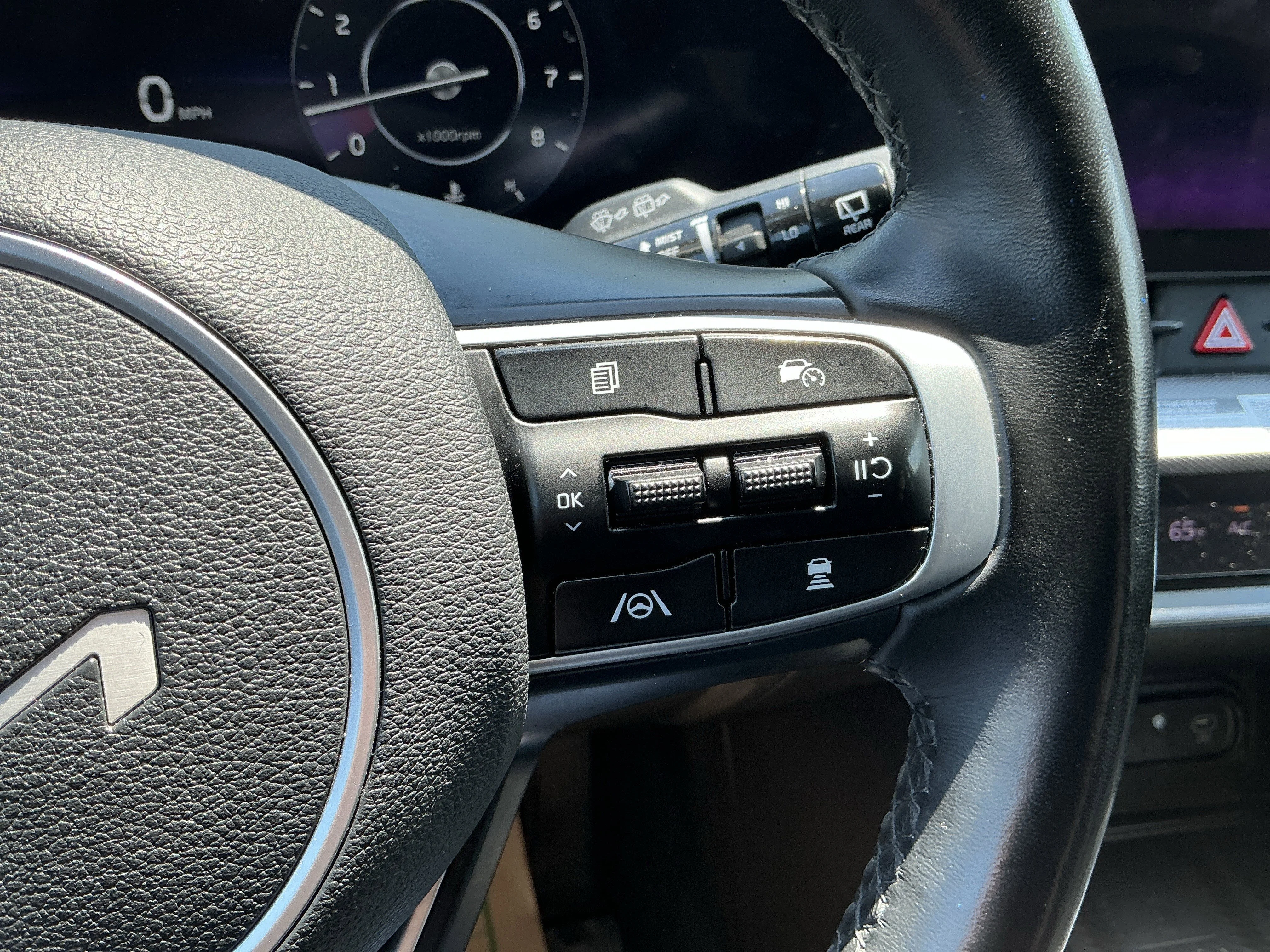 Used 2023 Blue Kia SX-Prestige image 18