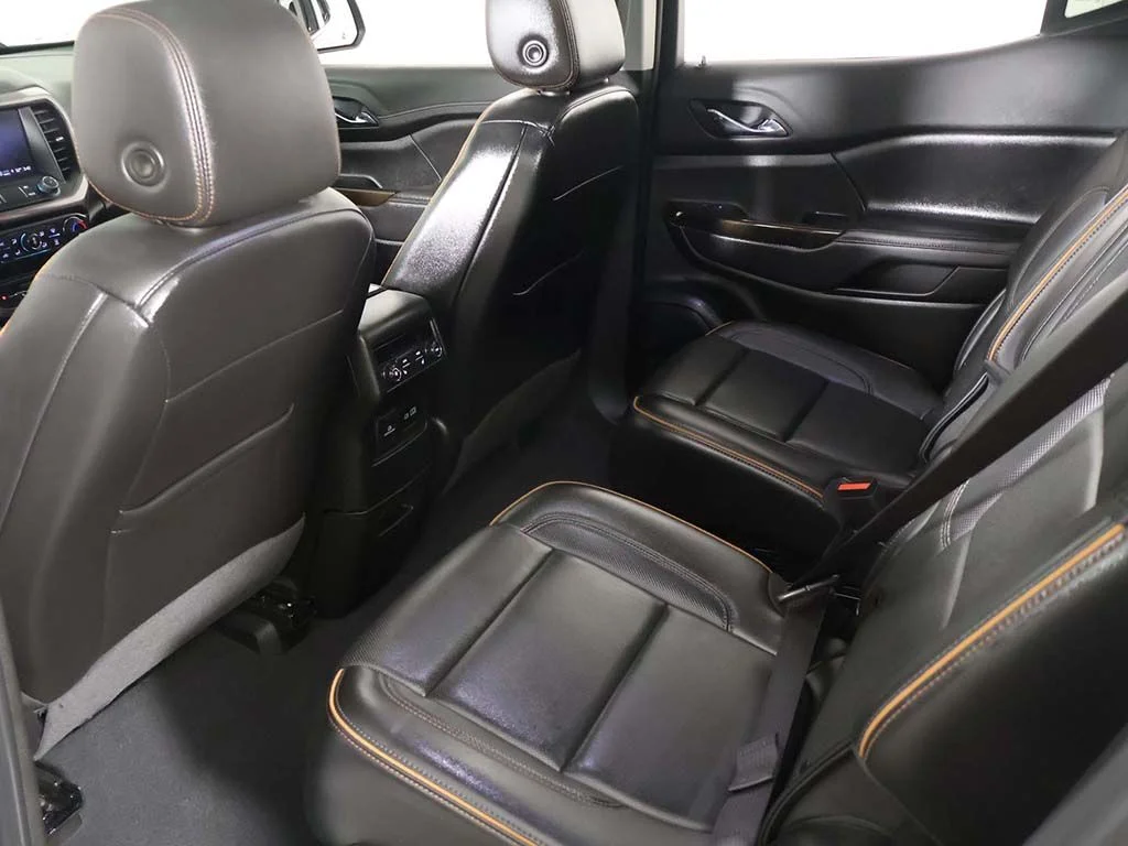 Used 2023 Silver GMC AT4 image 34