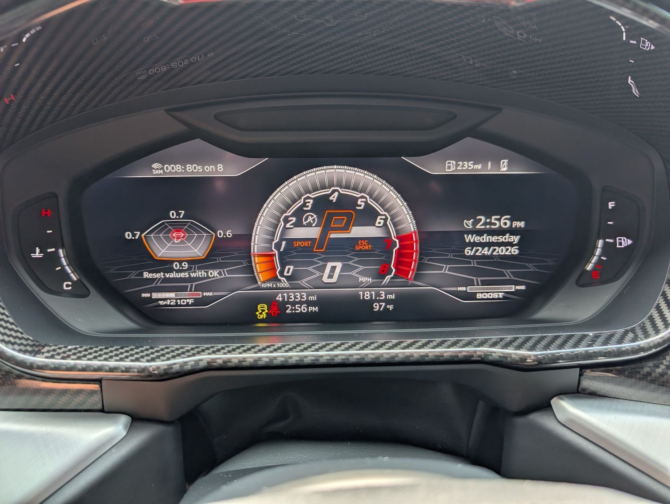 Used 2020 Red Lamborghini Base image 21