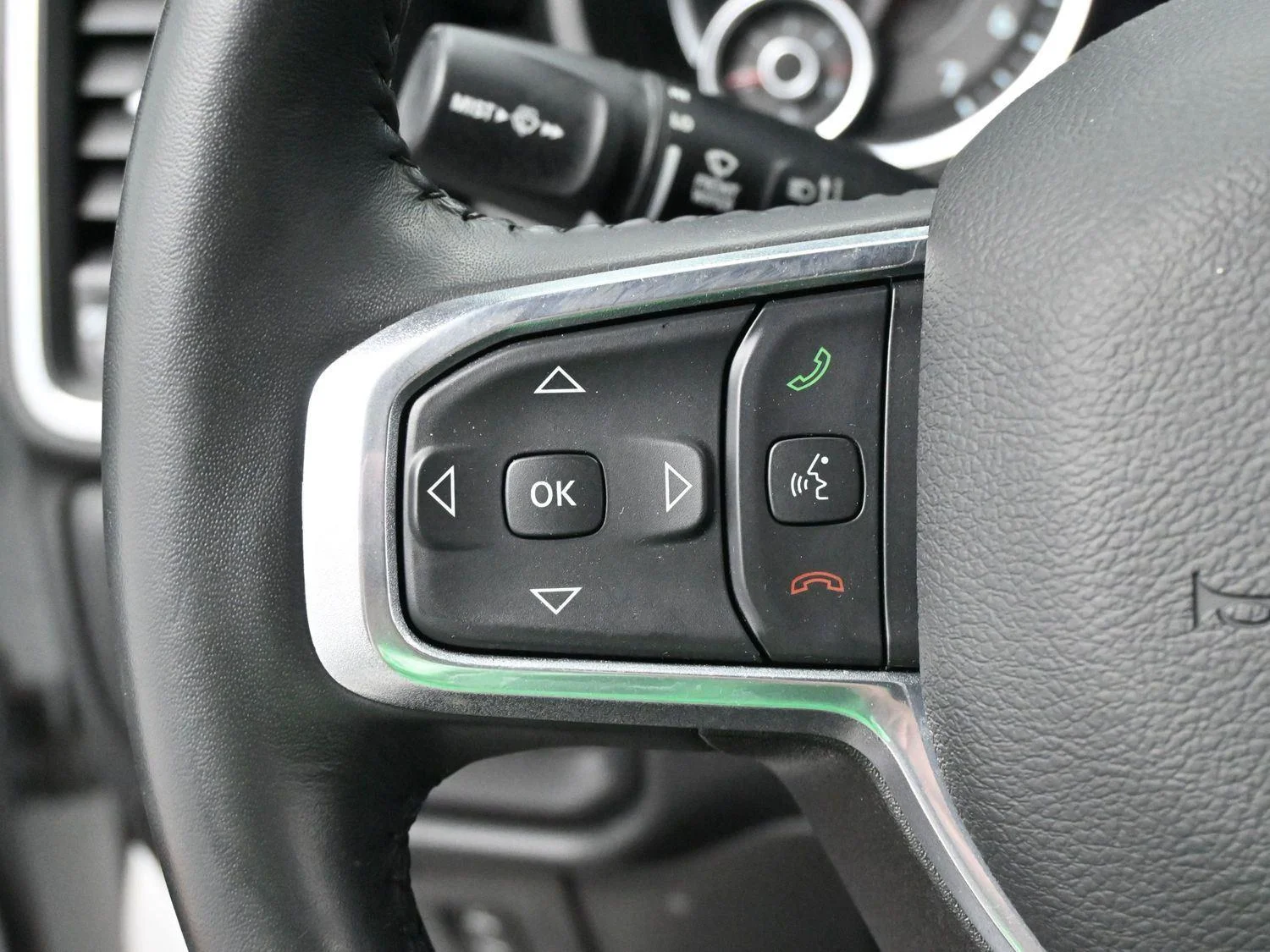 Used 2022 Bright White Clearcoat Ram Laramie image 18