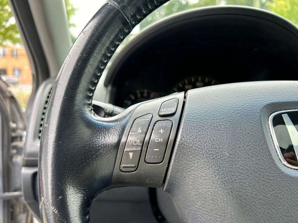 Used 2003  Honda EX image 12