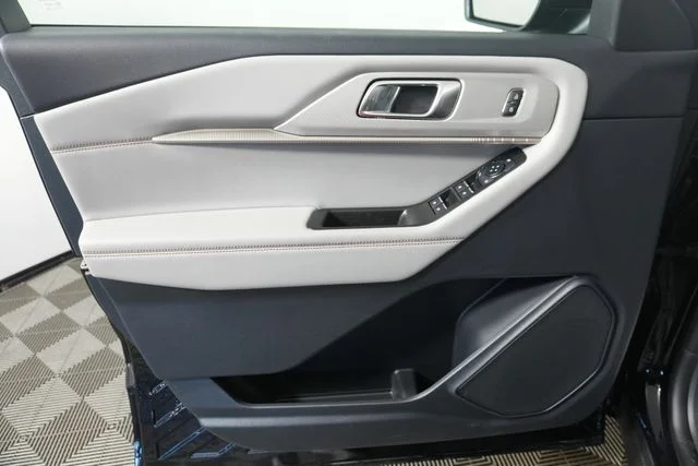 New 2026 Agate Black Metallic Ford Active image 21