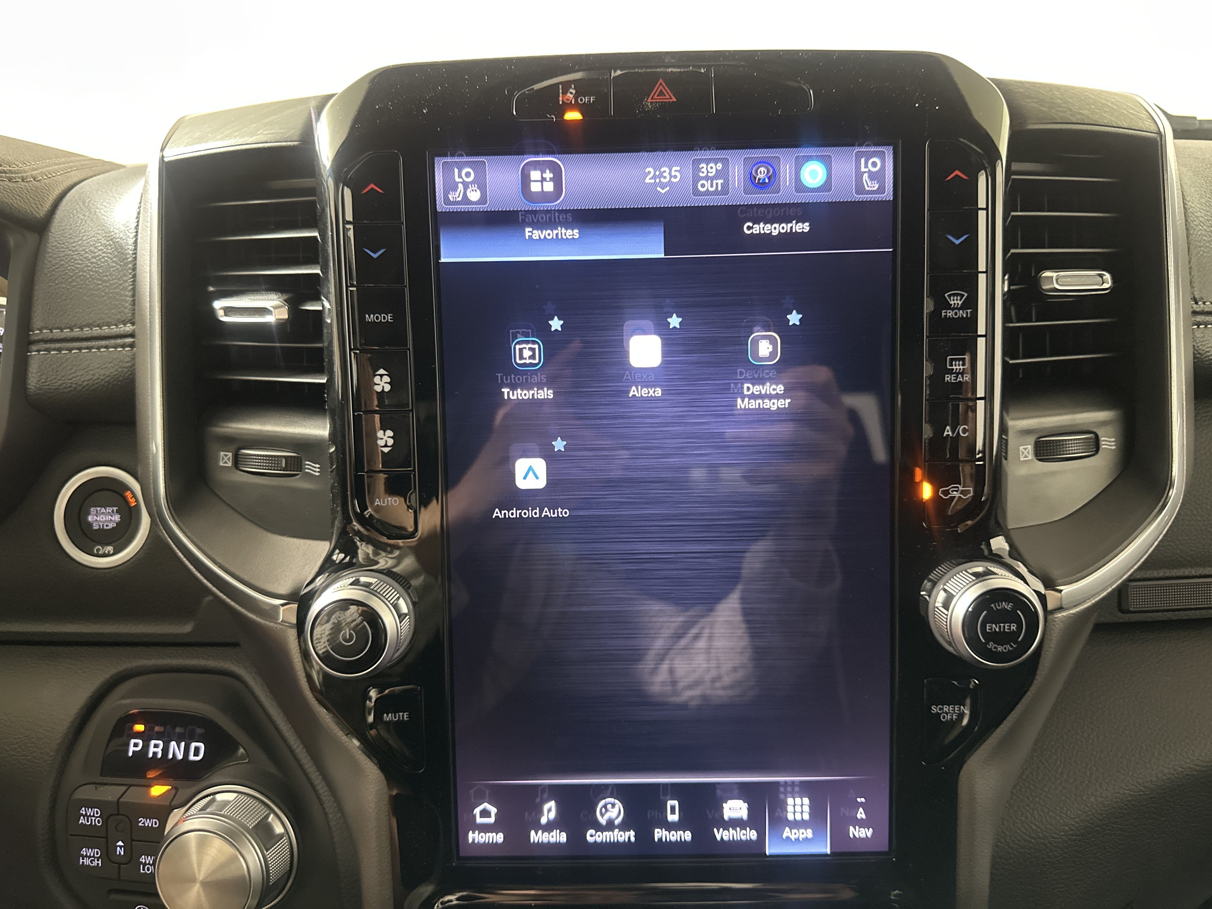 New 2026 Diamond Black Crystal Pearl-Coat Exterior Paint RAM Laramie image 19