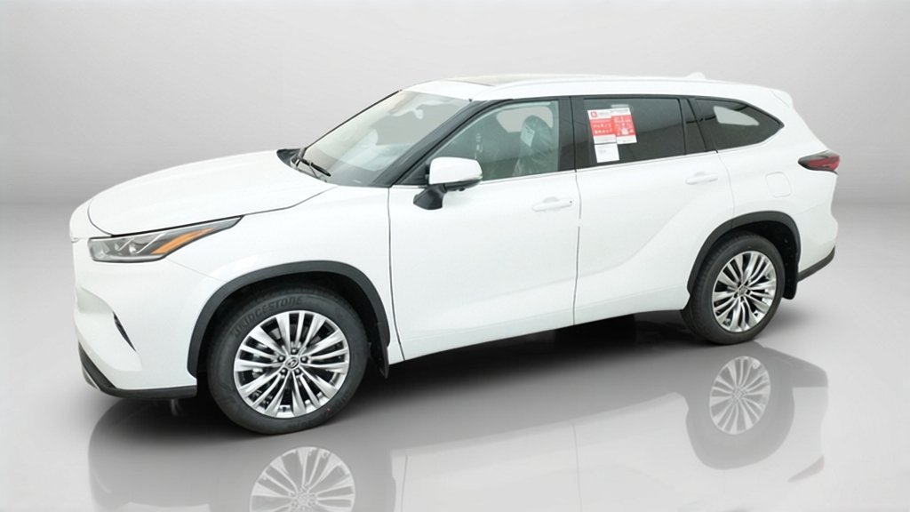 New 2026 Wind Chill Pearl Toyota Platinum image 3