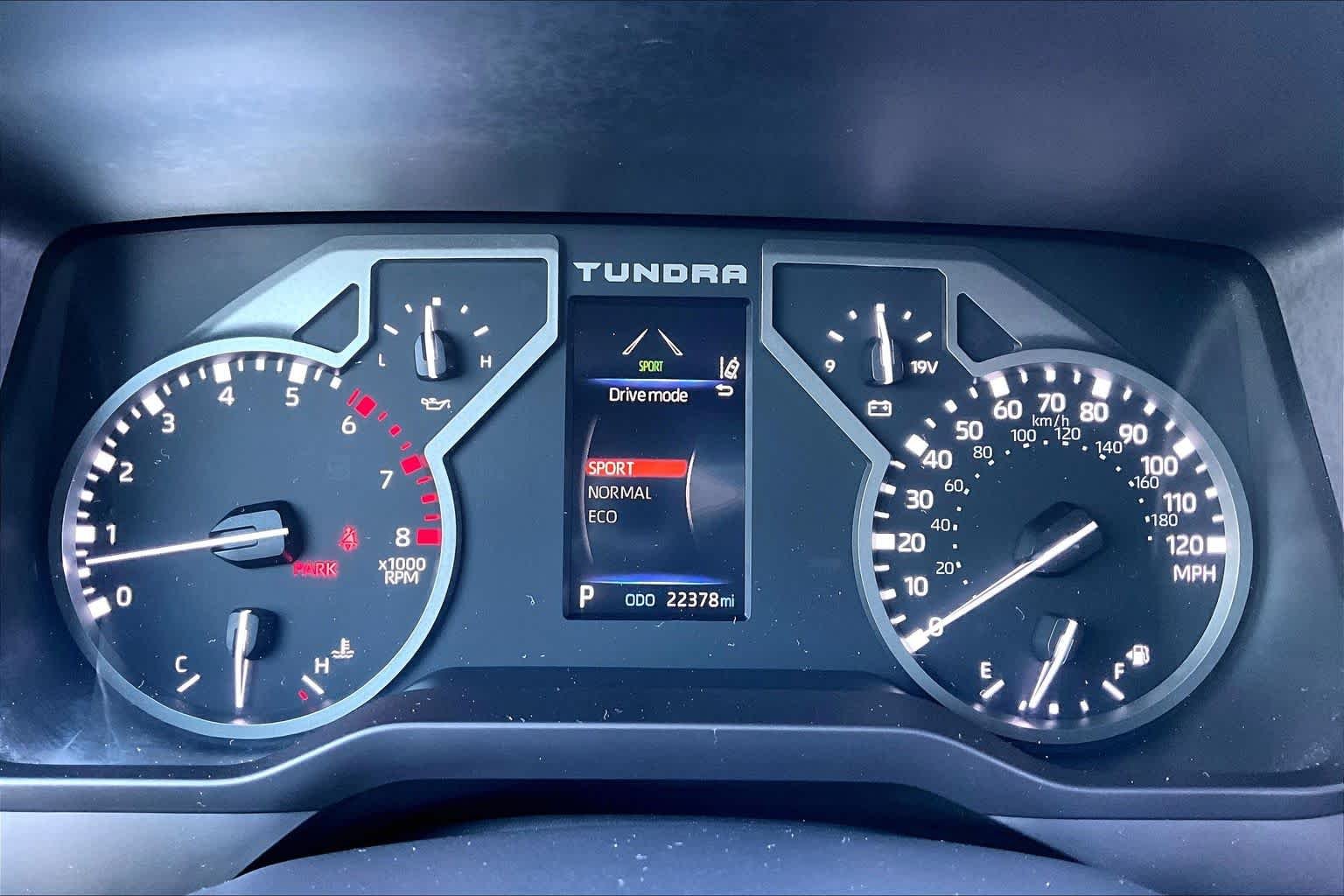 Used 2024 Midnight Black Metallic Toyota SR5 image 35
