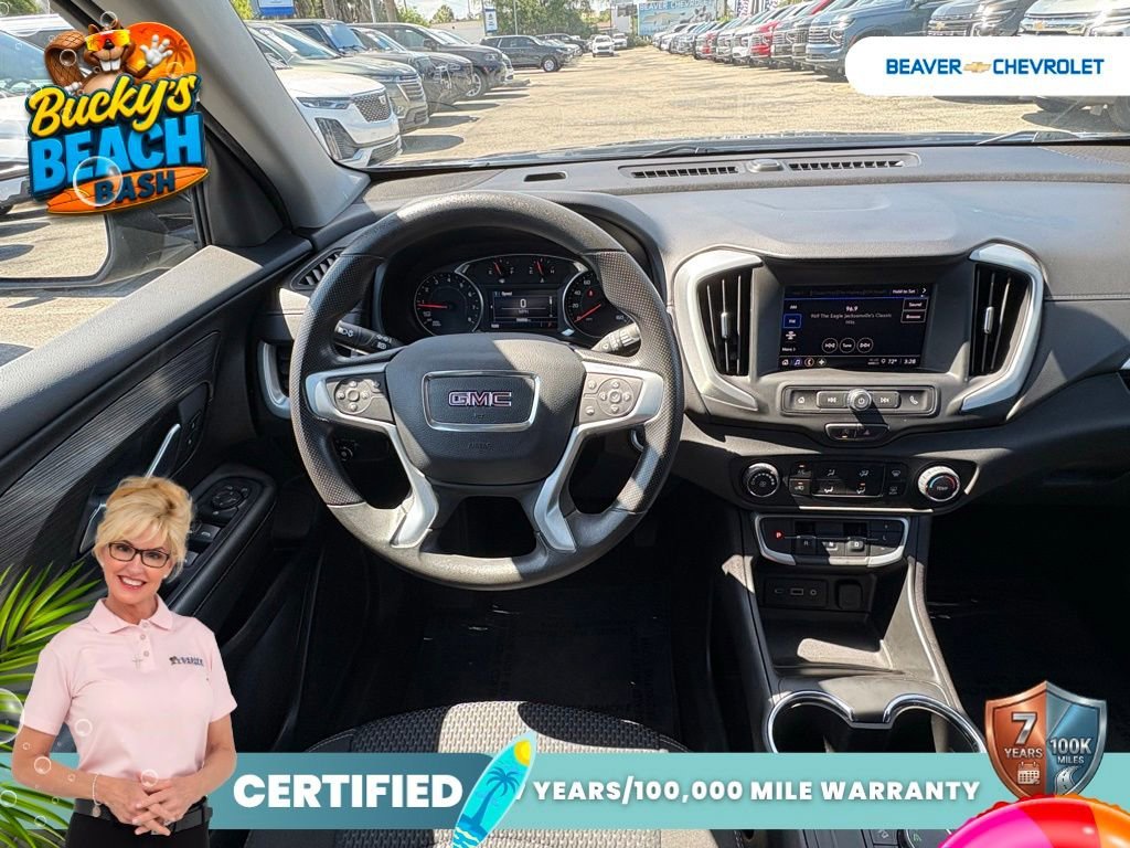 Used 2024 Ebony Twilight Metallic GMC SLE image 16