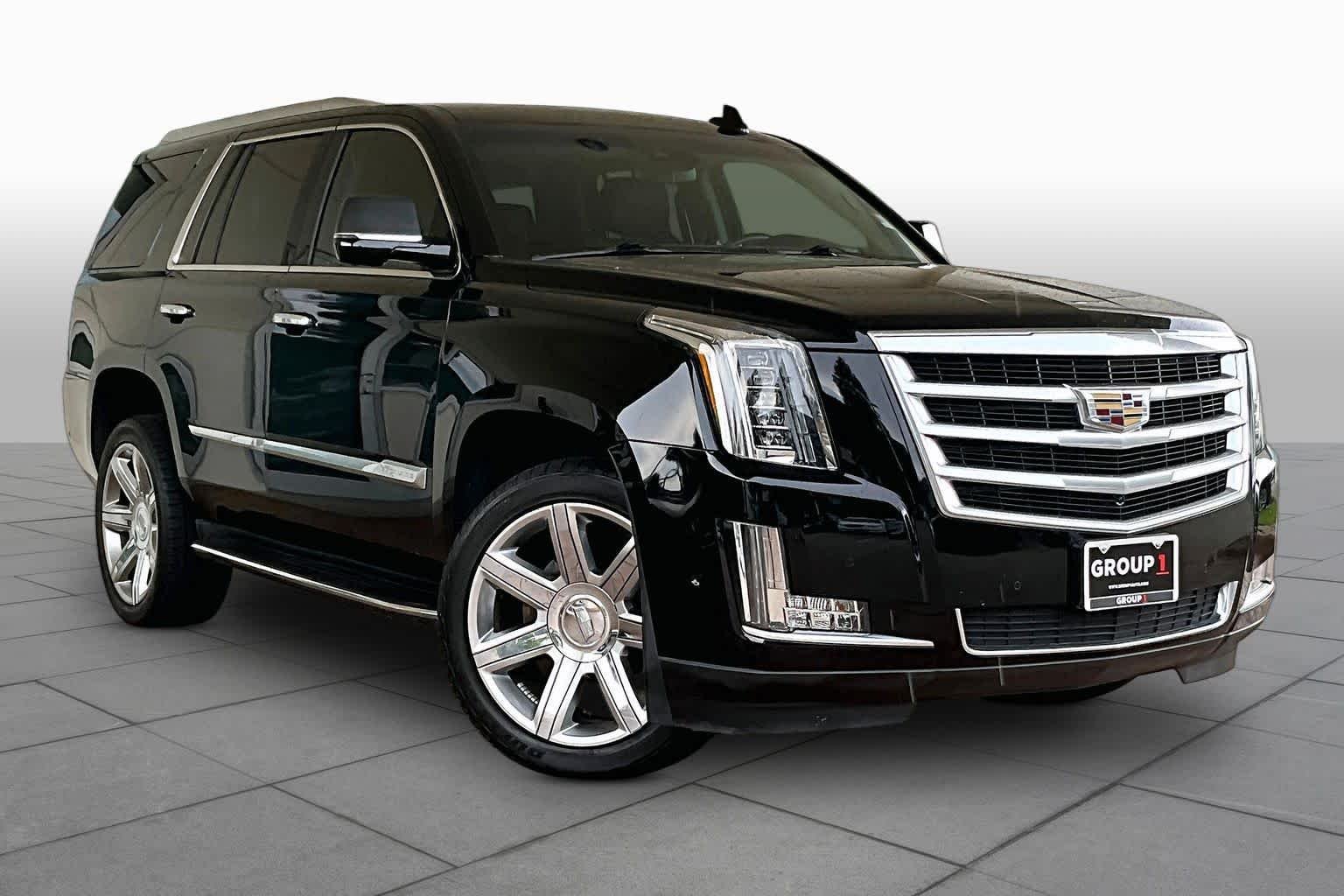 Pre-Owned 2017 Cadillac Escalade Luxury