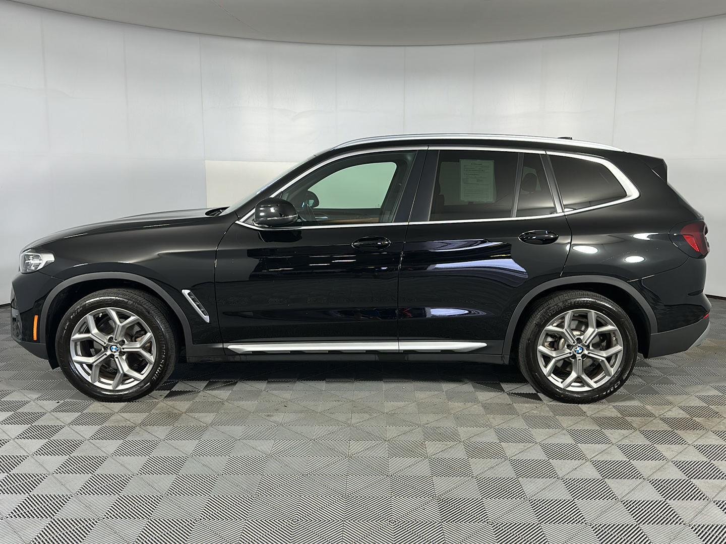 Certified Used 2023 Jet Black BMW xDrive30i image 9