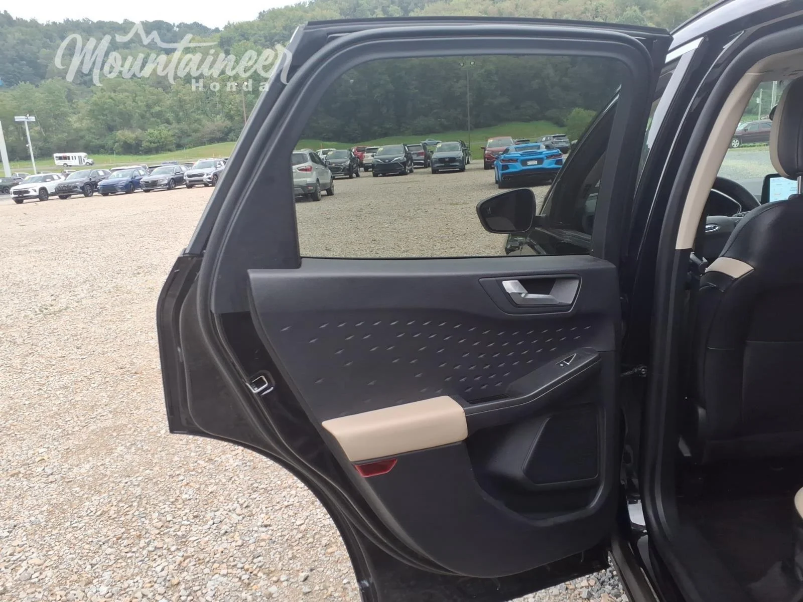 Used 2020 Agate Black Ford SEL image 15