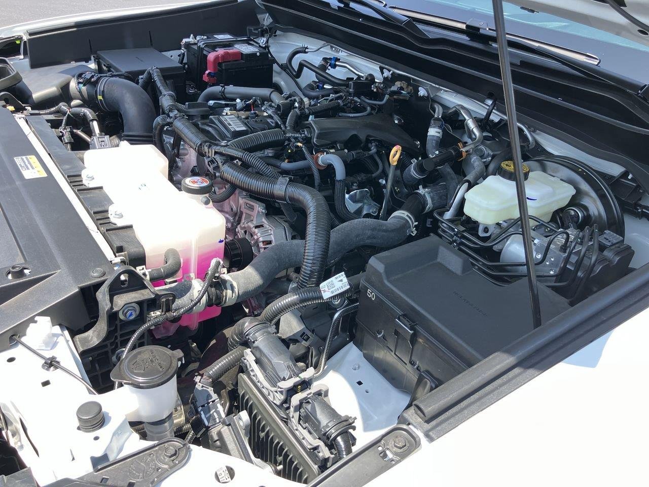 Used 2026 White (Ice Cap) Toyota SR Access Cab image 29