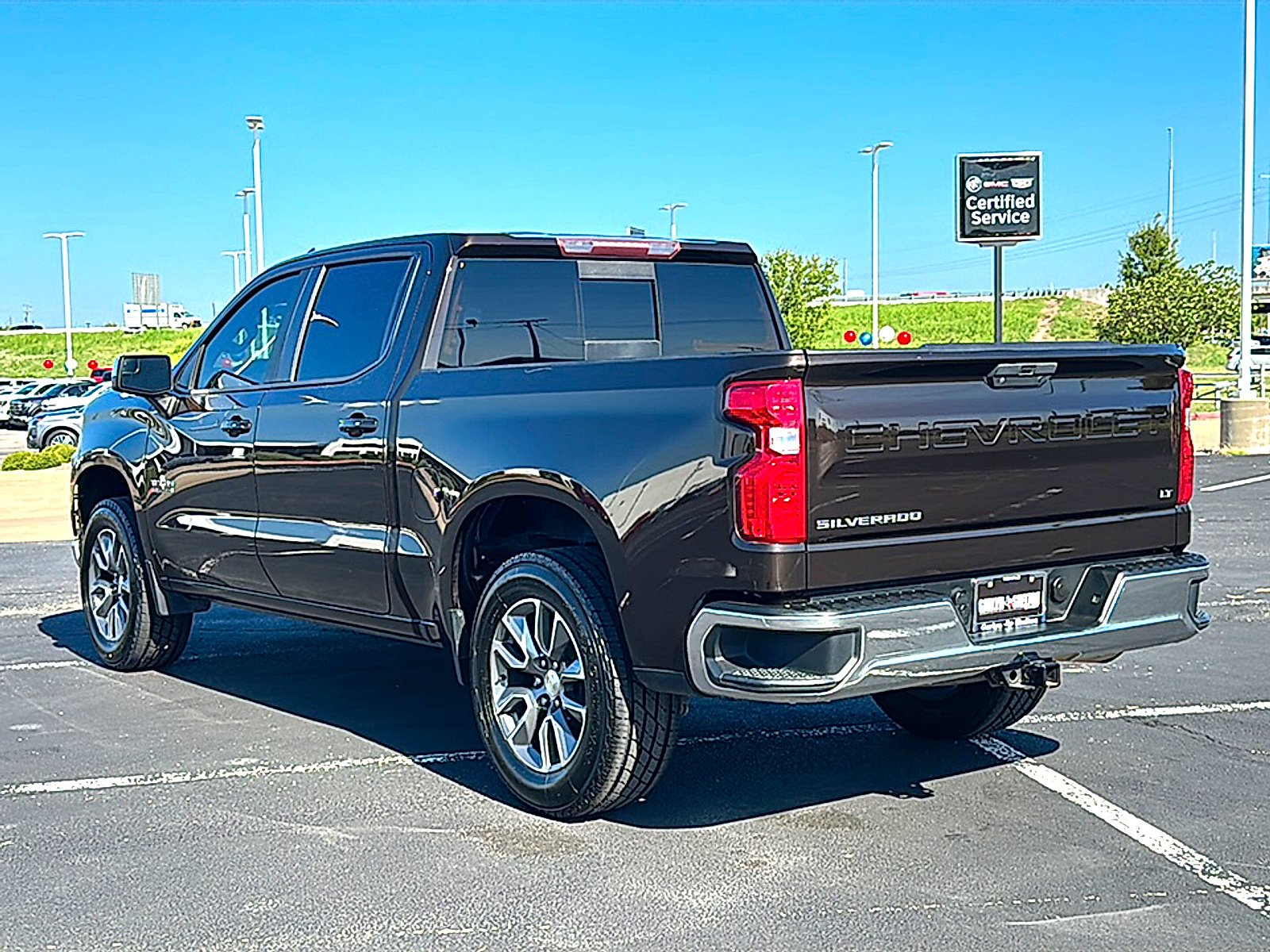 Used 2019 HAVANA BROWN METALLIC Chevrolet LT image 6