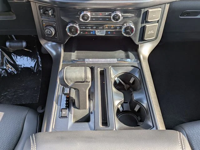 New 2026 Star White Metallic Tri-Coat Ford Lariat® image 19