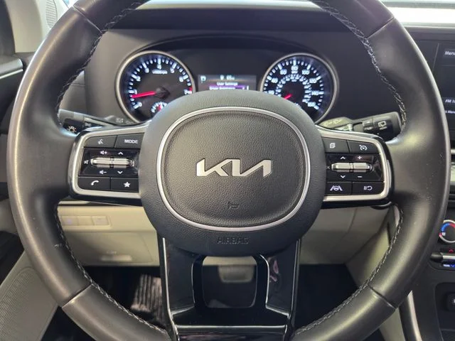 Used 2024 Red Kia LX image 34