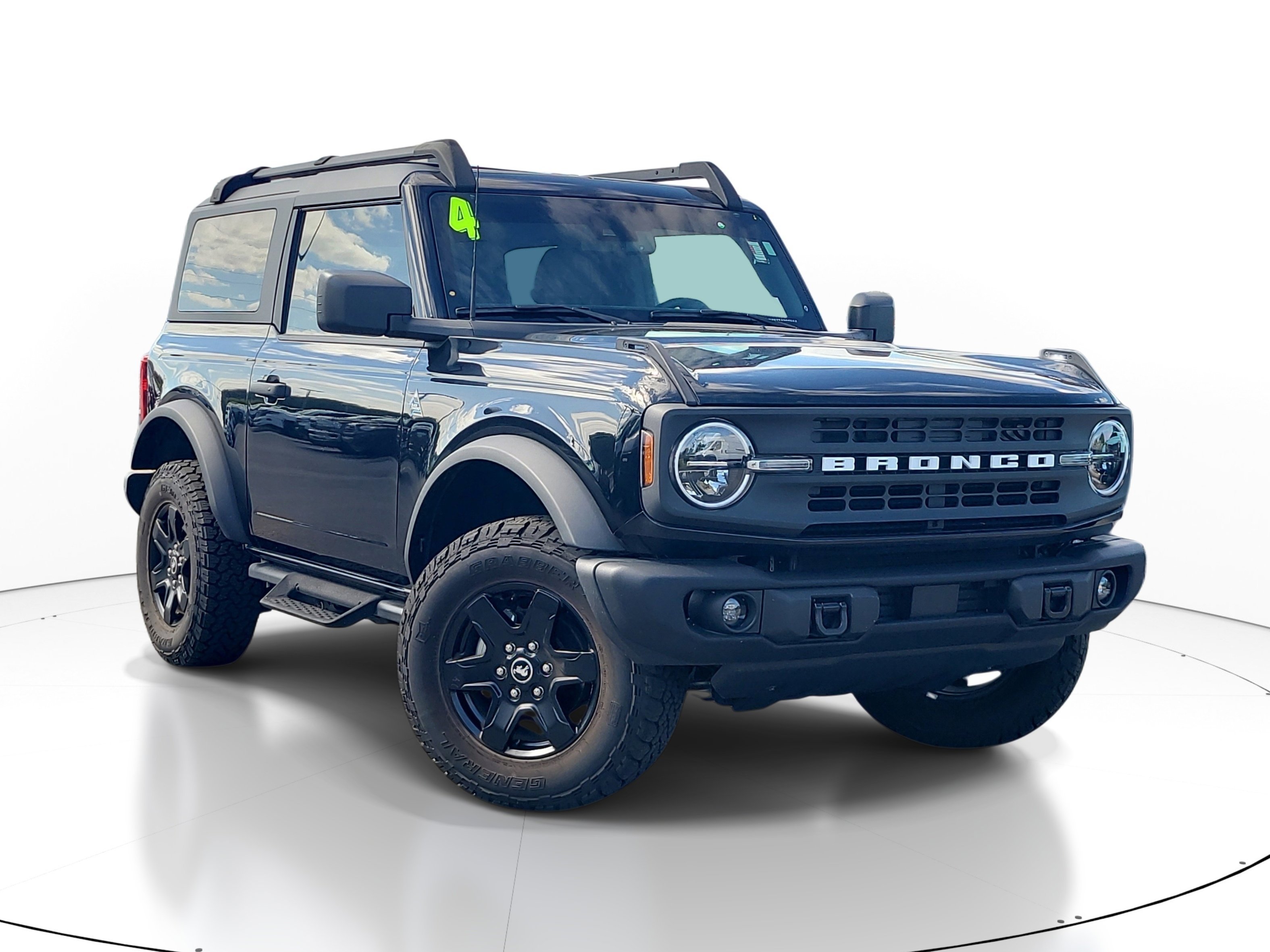 2024 Ford Bronco Black Diamond Mid (322A) 4x4's photo