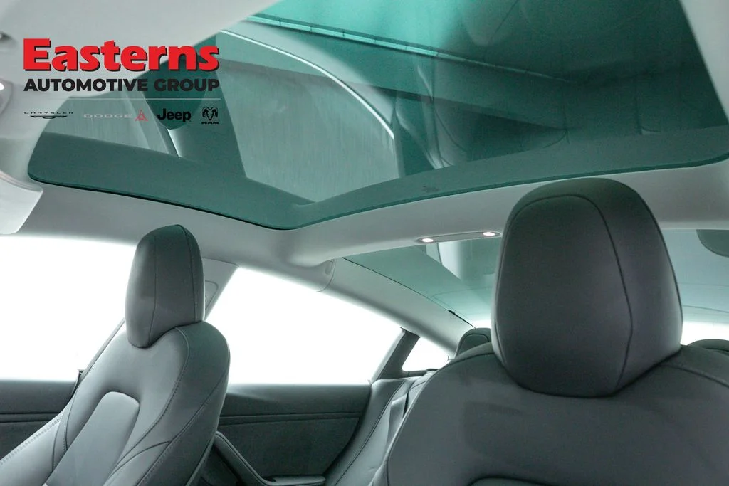 Used 2019 White Tesla Standard Range Plus image 20