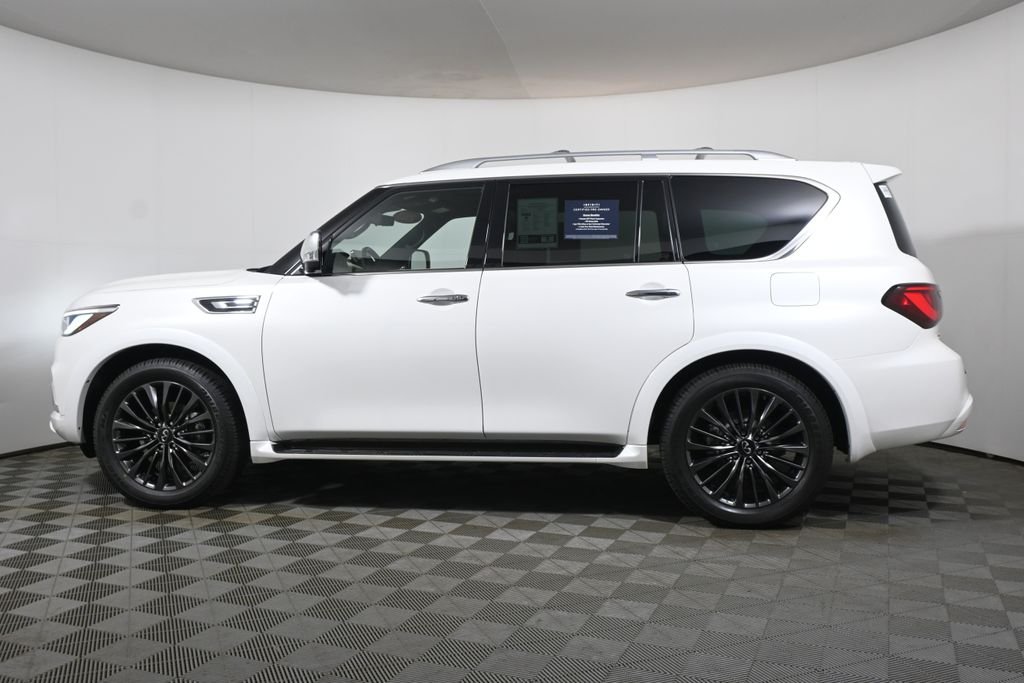 Certified Used 2023 White INFINITI Sensory image 2