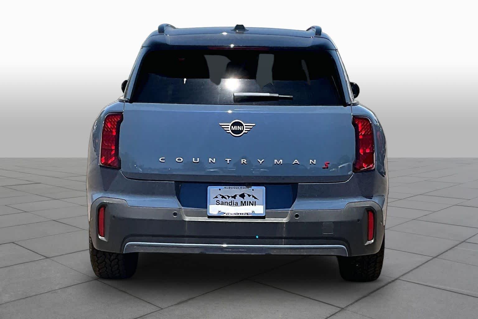 New 2027 0C70 Slate Blue Metallic MINI Iconic image 4