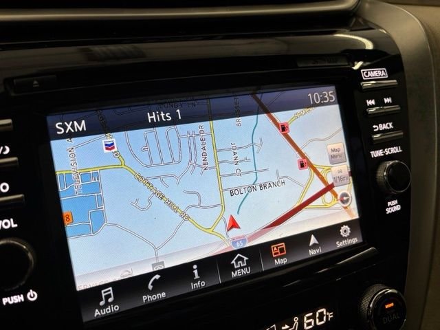Used 2015 White Nissan Platinum image 21