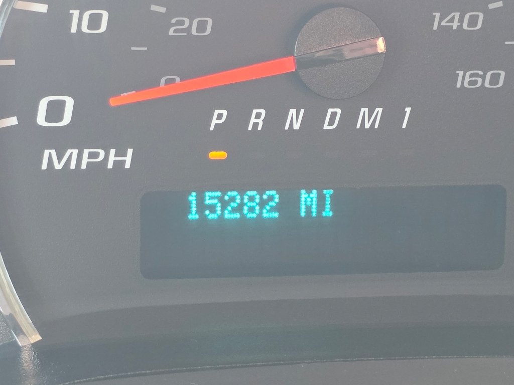 Used 2025 Summit White Chevrolet Work Van image 9