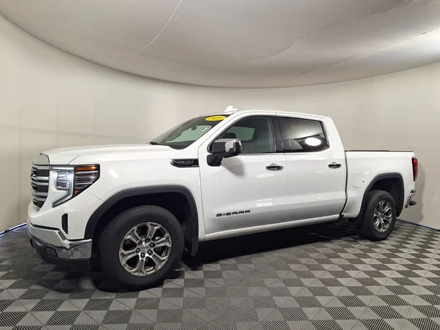 2025 GMC Sierra 1500 SLT