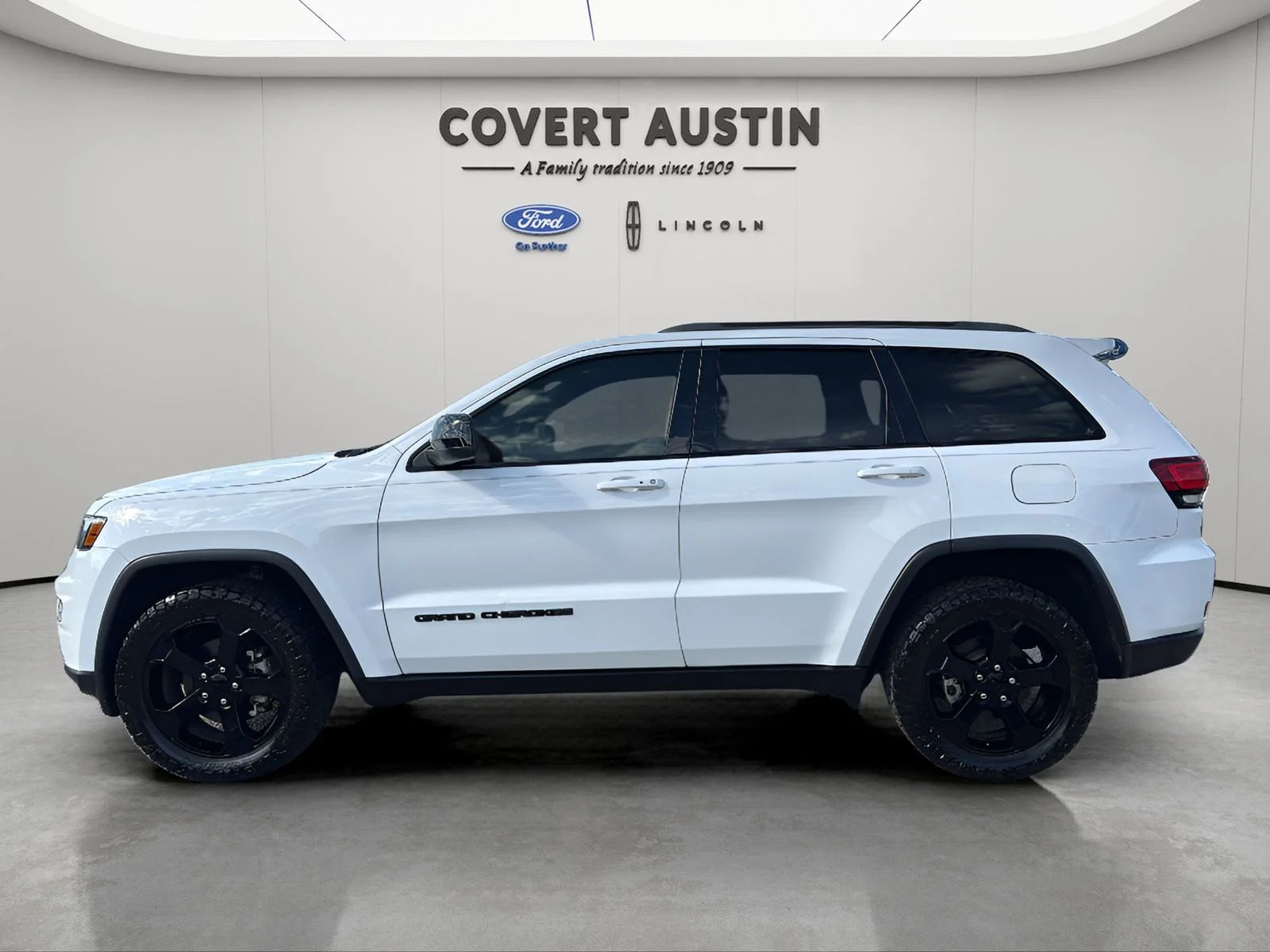 Used 2019 White Jeep Upland Edition image 2