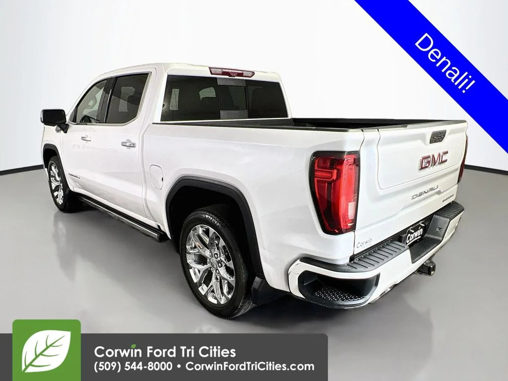 Used 2020  GMC Denali image 11