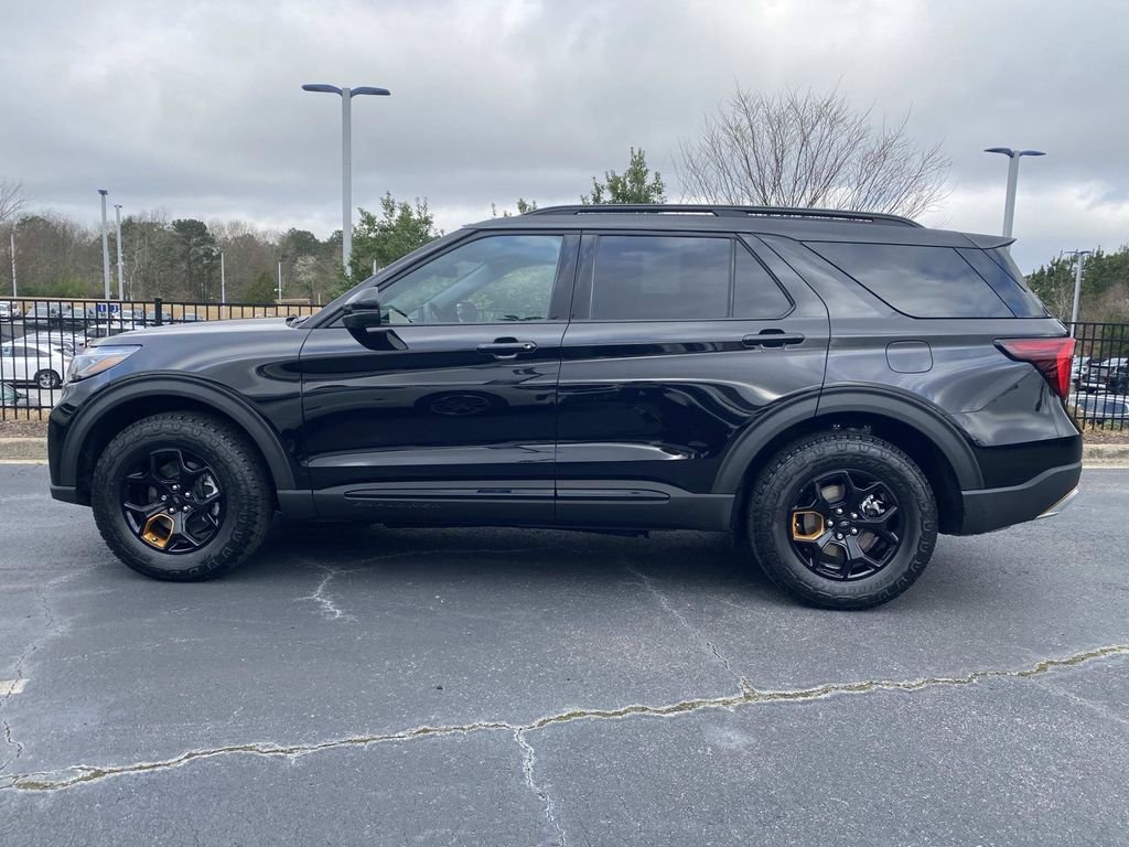 New 2026 Agate Black Metallic Ford Tremor® image 6
