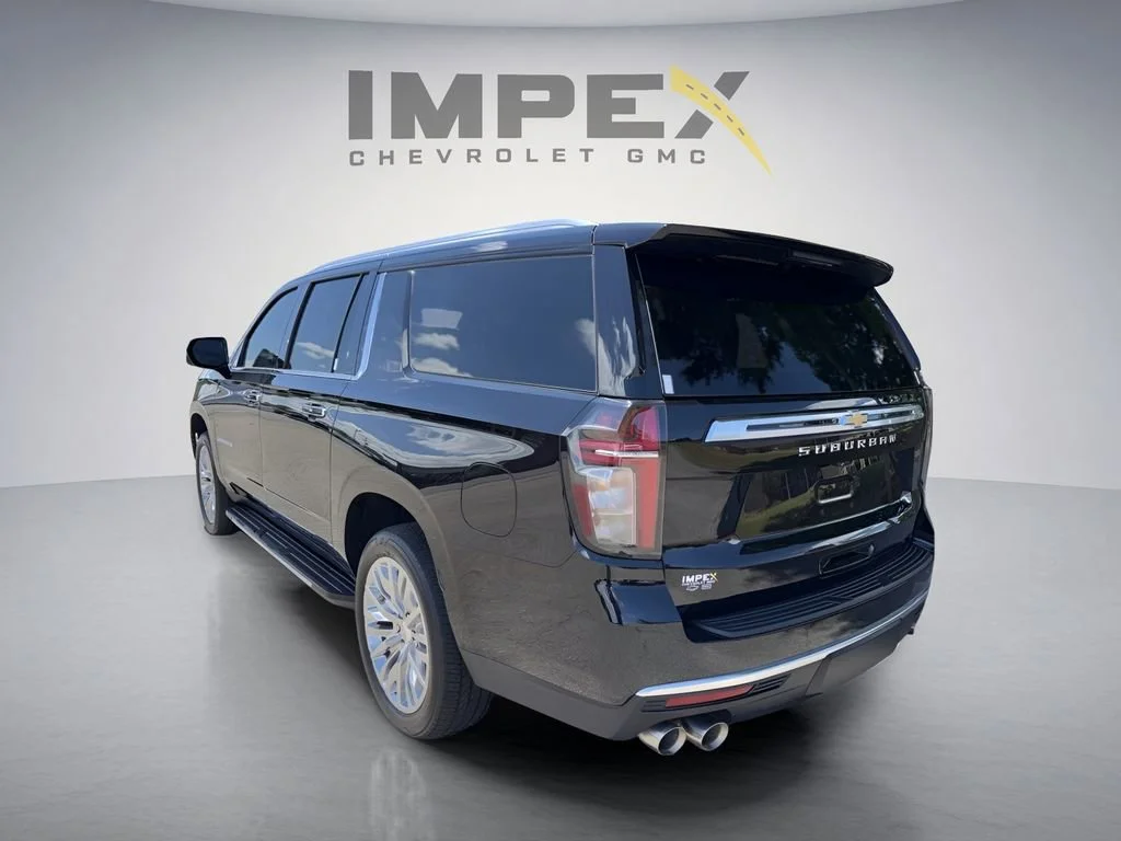 Used 2024 Black Chevrolet High Country image 3