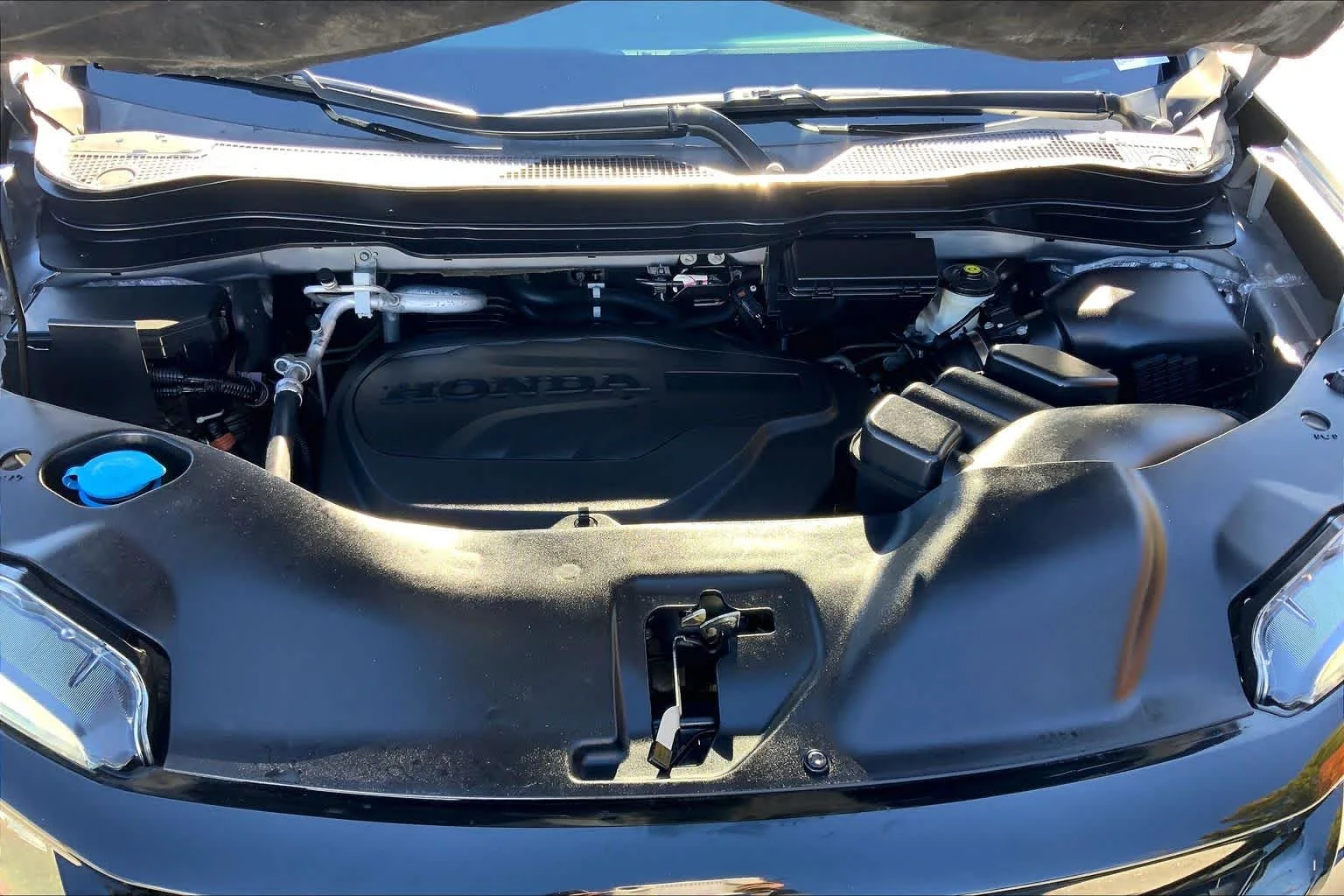 Certified Used 2019 Lunar Silver Metallic Honda EX-L image 59