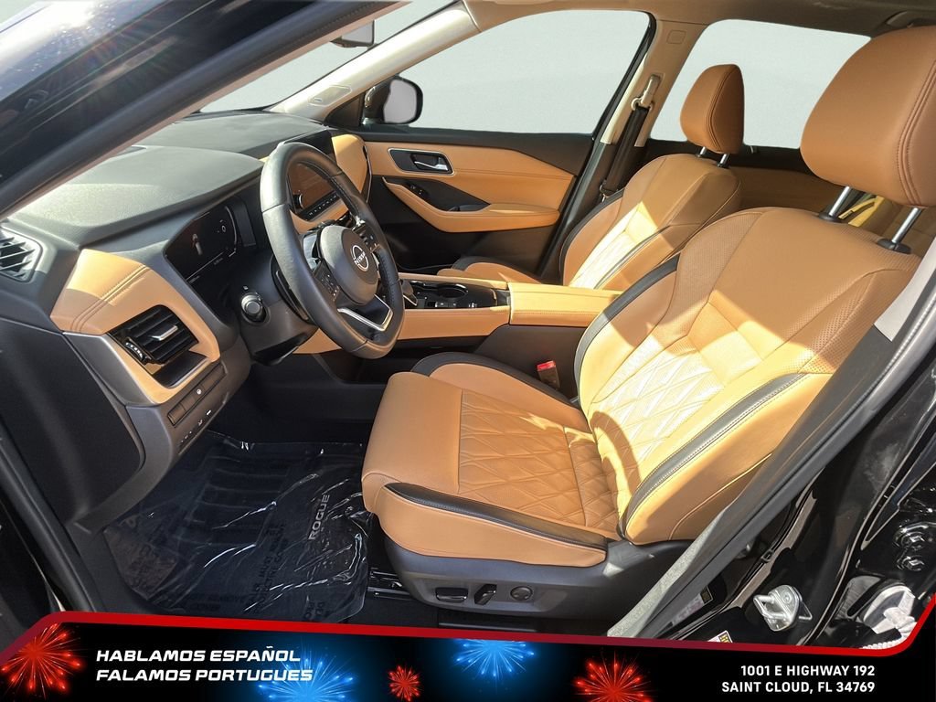 Used 2023 Black Nissan Platinum FWD image 14