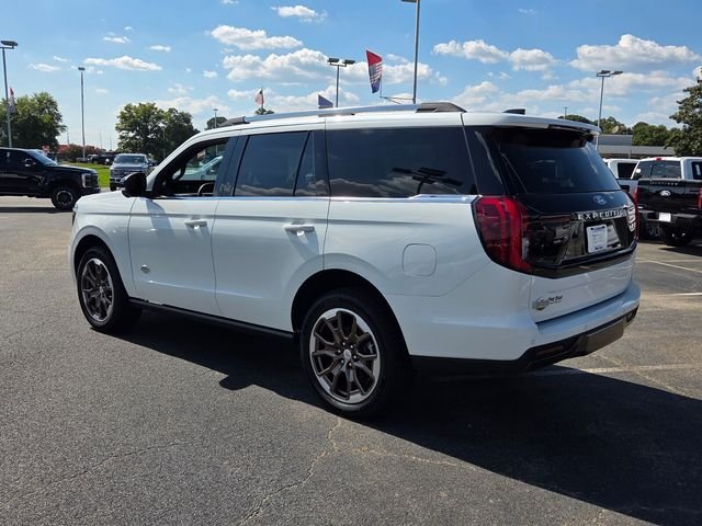 New 2027 White Ford King Ranch image 5