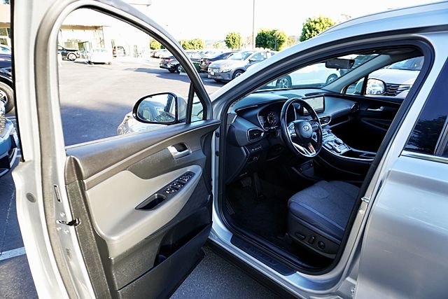 Used 2023 Silver Hyundai SEL image 35