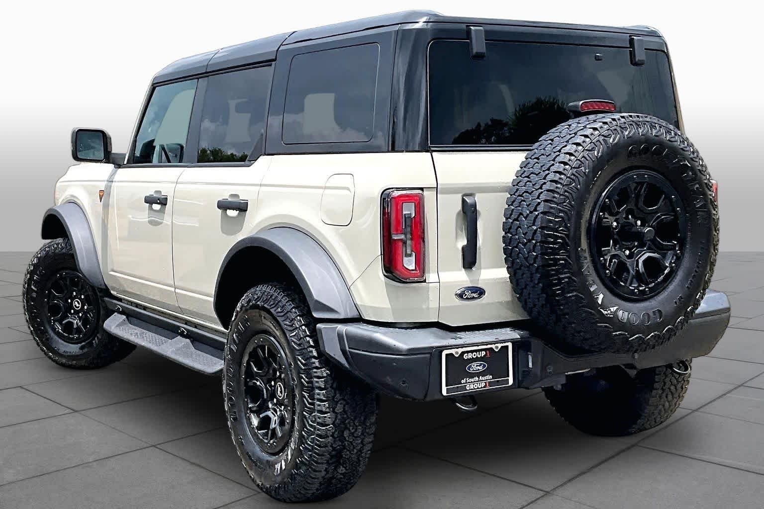 Certified Used 2025 Desert Sand Ford Badlands image 12