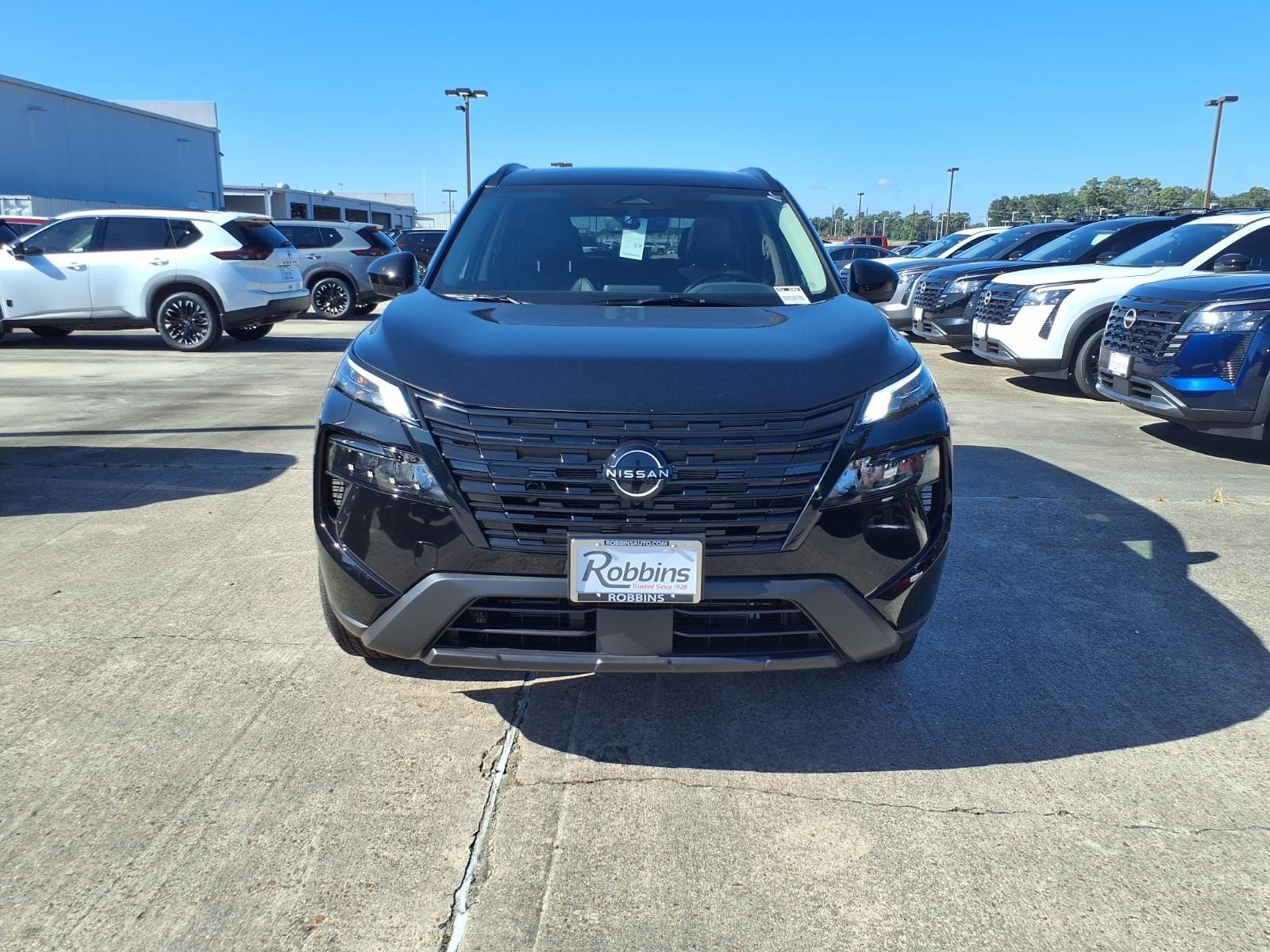 2026 Nissan Rogue photo 7 of 26