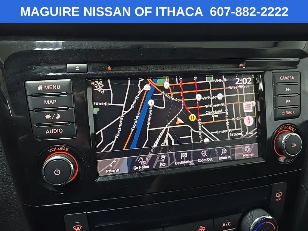 Used 2018 Gray Nissan SV image 25