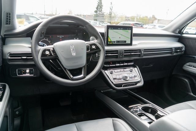 Used 2022 Blue Lincoln Standard image 13