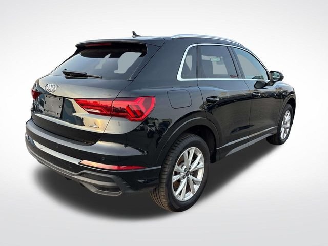 Used 2025 Mythos Black Metallic Audi Premium image 5