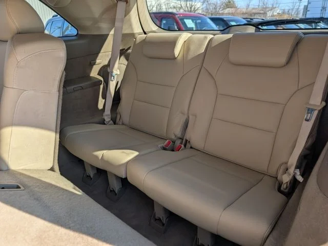 Used 2007 Beige Acura 3.7L image 18