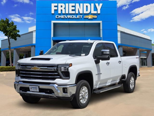 Used 2024 Summit White Chevrolet LTZ image 3