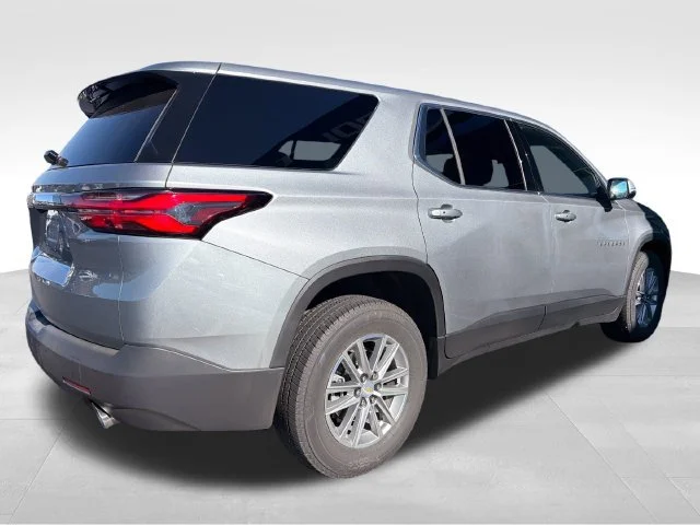 Used 2023 STERLING GRAY METALLIC Chevrolet LS image 6
