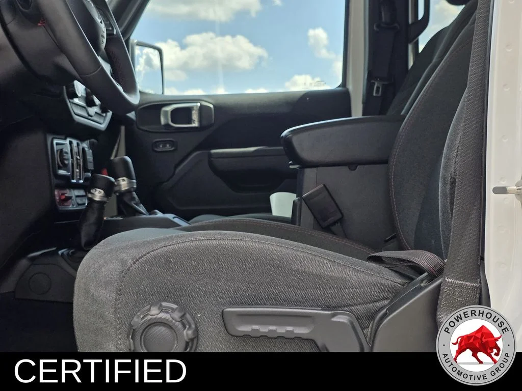 Used 2024 White Jeep Rubicon image 23