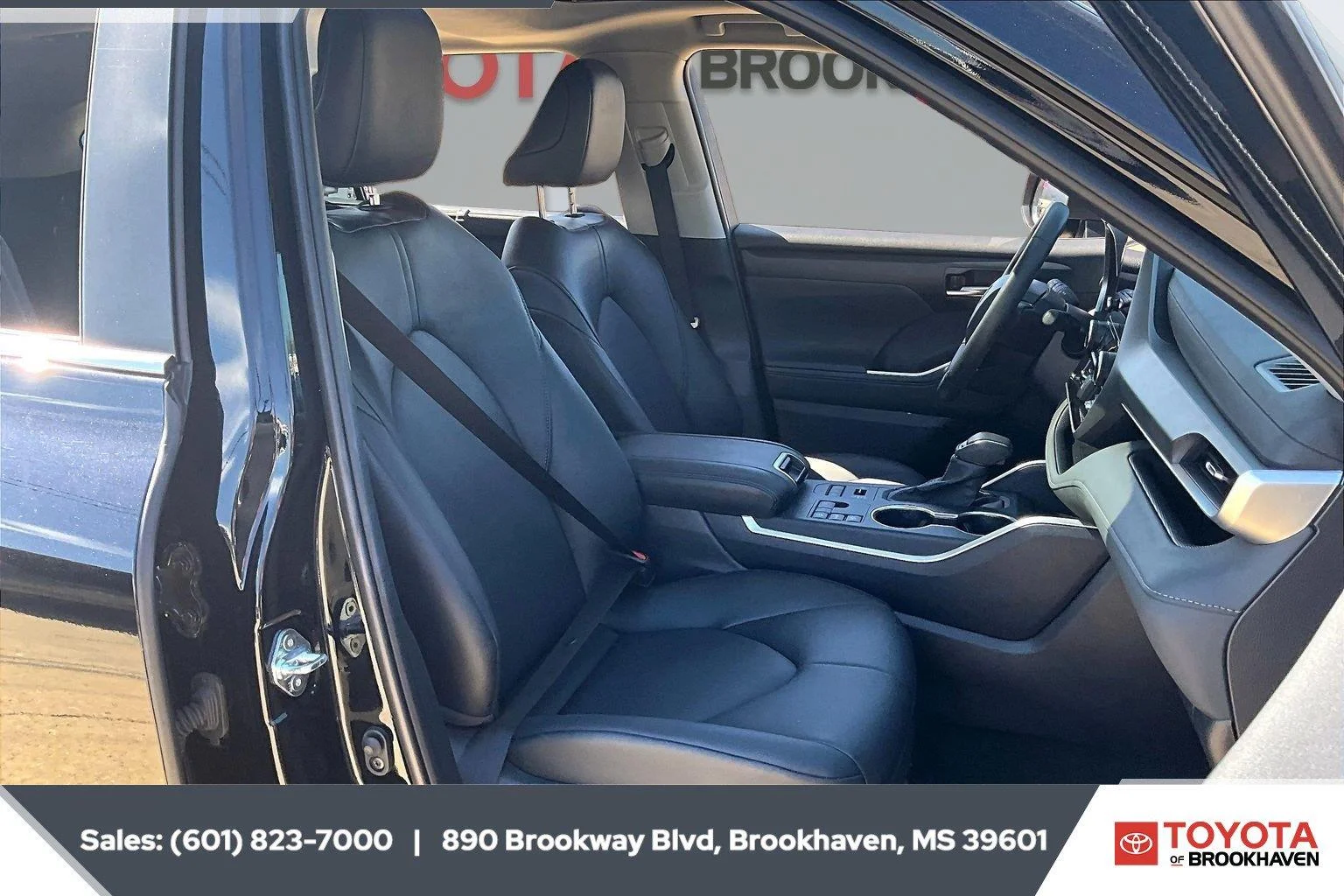 Used 2026 Midnight Black Metallic Toyota XLE image 6