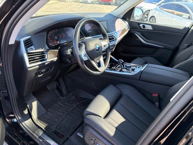 Used 2021 Jet Black BMW xDrive40i image 10